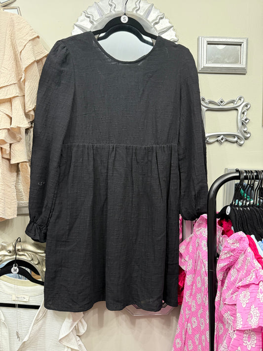 Black Mid Sleeve Dress